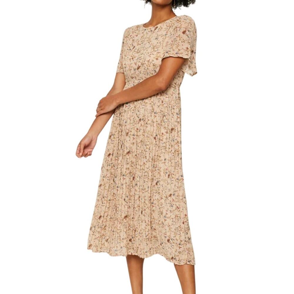 Hayden Floral Pleated Maxi Dress in Multi, Size L